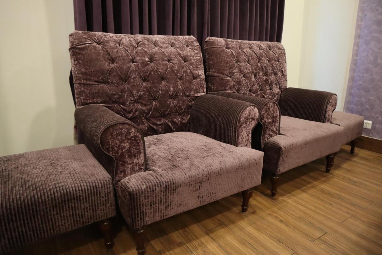 Hayyat Luxury Hotel Suites Лахор Екстериор снимка