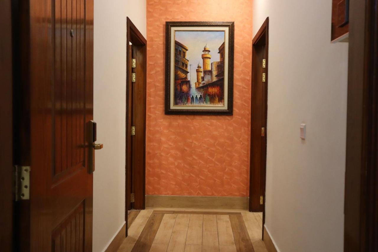 Hayyat Luxury Hotel Suites Лахор Екстериор снимка